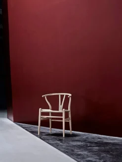 Carl Hansen & Søn Y-stol CH24, eg olie af Hans J. Wegner><noscript><img width=