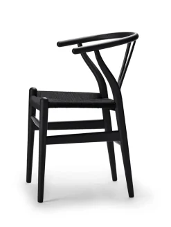 Carl Hansen & Søn Y-stol CH24 Soft Blue med sort flet af Hans J. Wegner><noscript><img width=