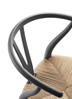 Carl Hansen & Søn Y-stol CH24 Soft Olive Green af Hans J. Wegner><noscript><img width=