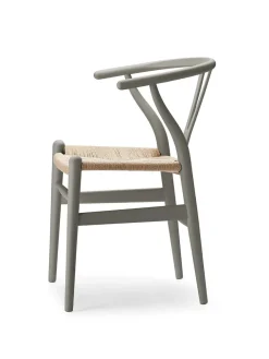 Carl Hansen & Søn Y-stol CH24 Soft Olive Green af Hans J. Wegner><noscript><img width=