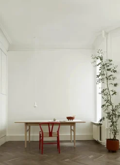 Carl Hansen & Søn Y-stol CH24 Soft Olive Green af Hans J. Wegner><noscript><img width=