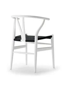 Carl Hansen & Søn Y-stol CH24 Soft Seaweed med sort flet af Hans J. Wegner><noscript><img width=