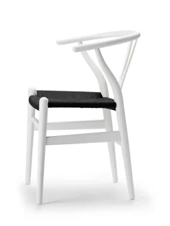 Carl Hansen & Søn Y-stol CH24 Soft Seaweed med sort flet af Hans J. Wegner><noscript><img width=