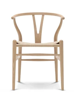 Carl Hansen & Søn Y-stol CH24, sort eg af Hans J. Wegner><noscript><img width=