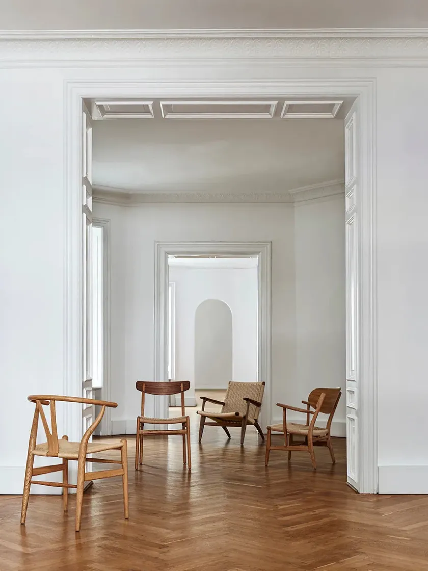Carl Hansen & Søn Y-stol CH24, sort eg af Hans J. Wegner> Spisebordsstole