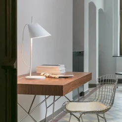 Louis Poulsen Yuh bordlampe fra><noscript><img width=